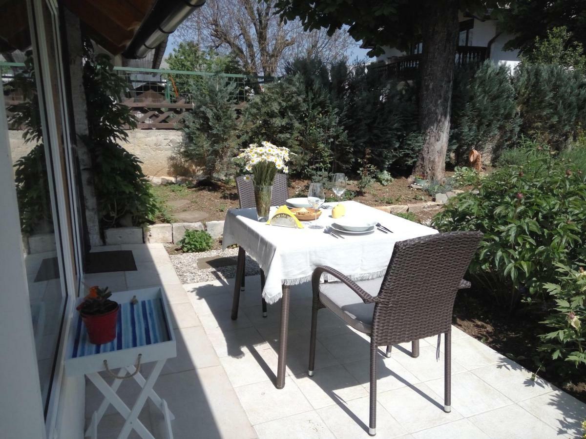 Tiny House With A Big Heart Villa Postojna Luaran gambar